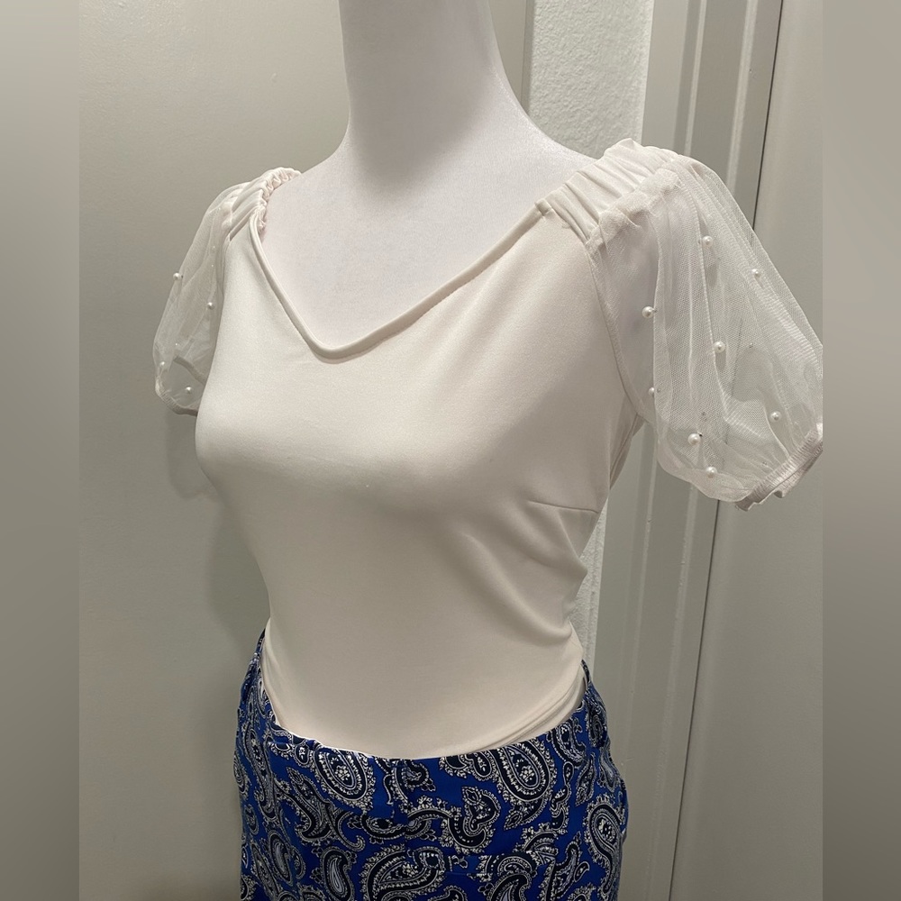 Timing White Blouse Crop Top With Mesh & Pearl Detail Puff Sleeves - M